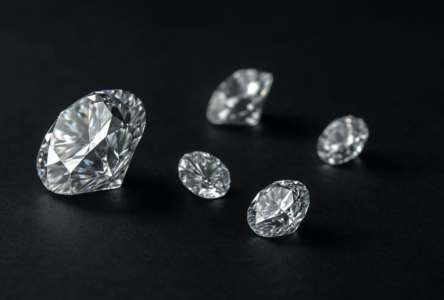 Diamond myths and realities: a definitive guide by Brilianto