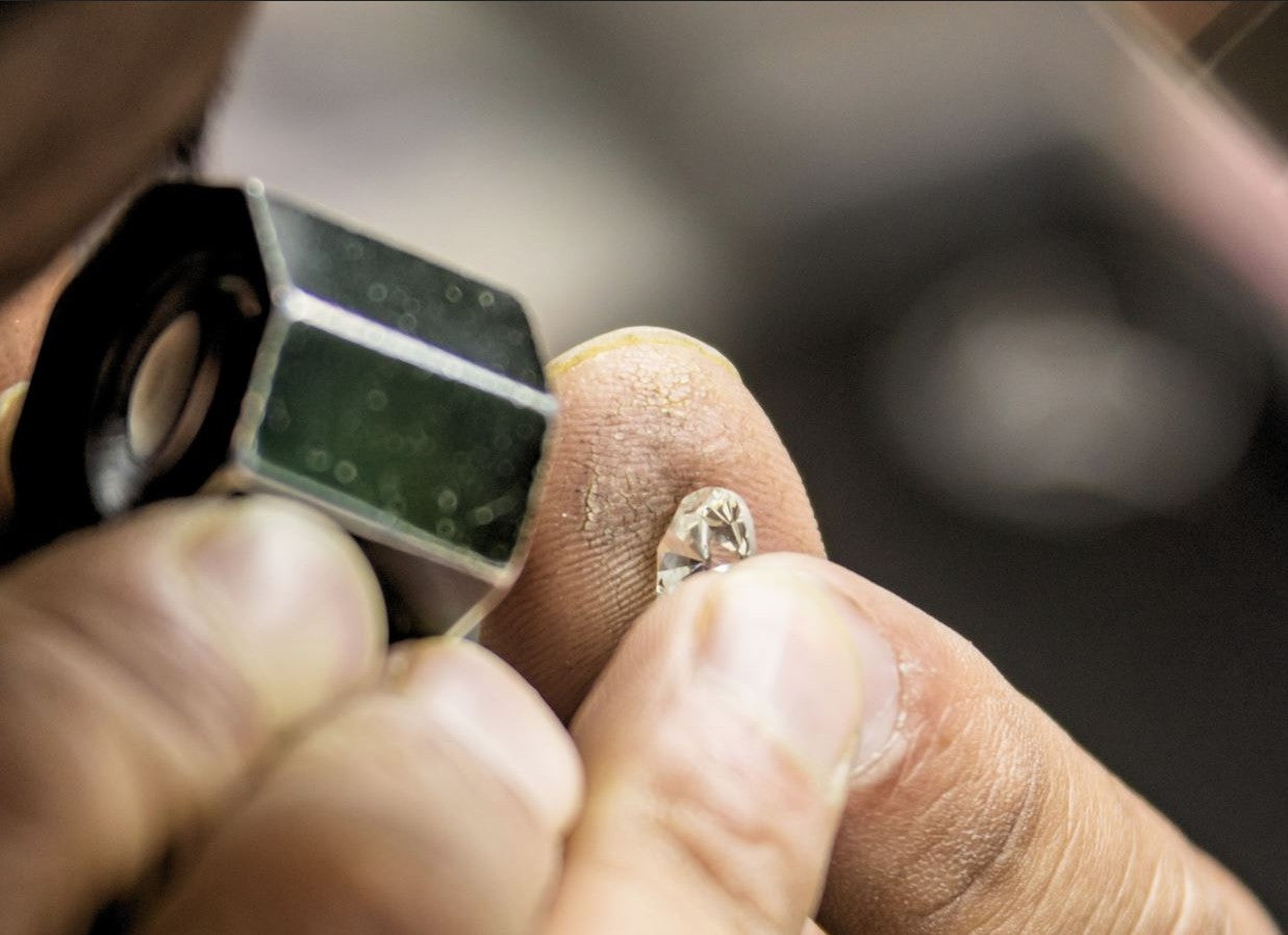 Diamantes de laboratorio: el lujo sostenible que redefine el futuro